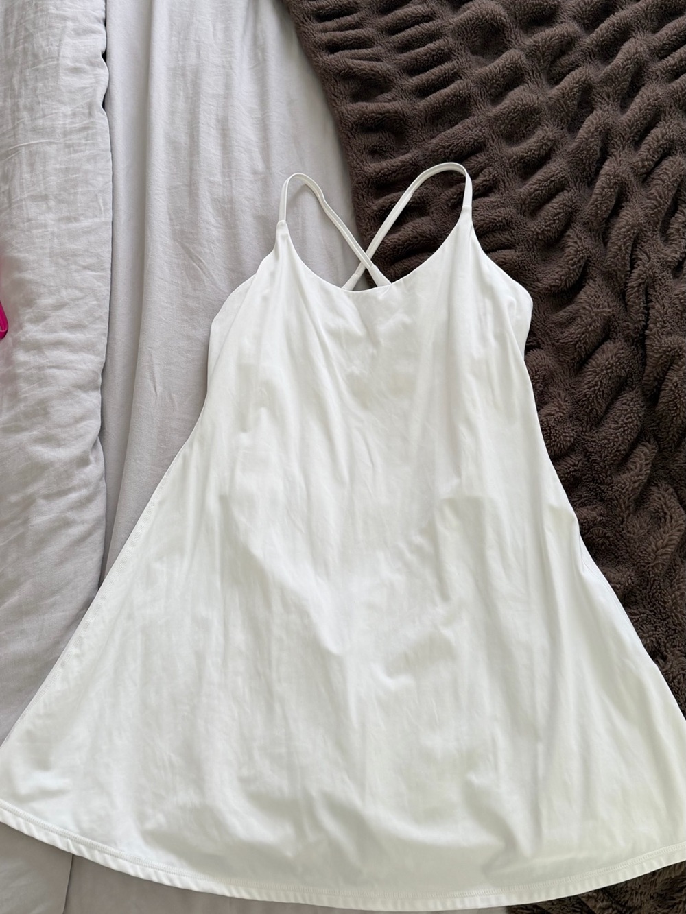 HALARA White Cross-Back Tennis Dress